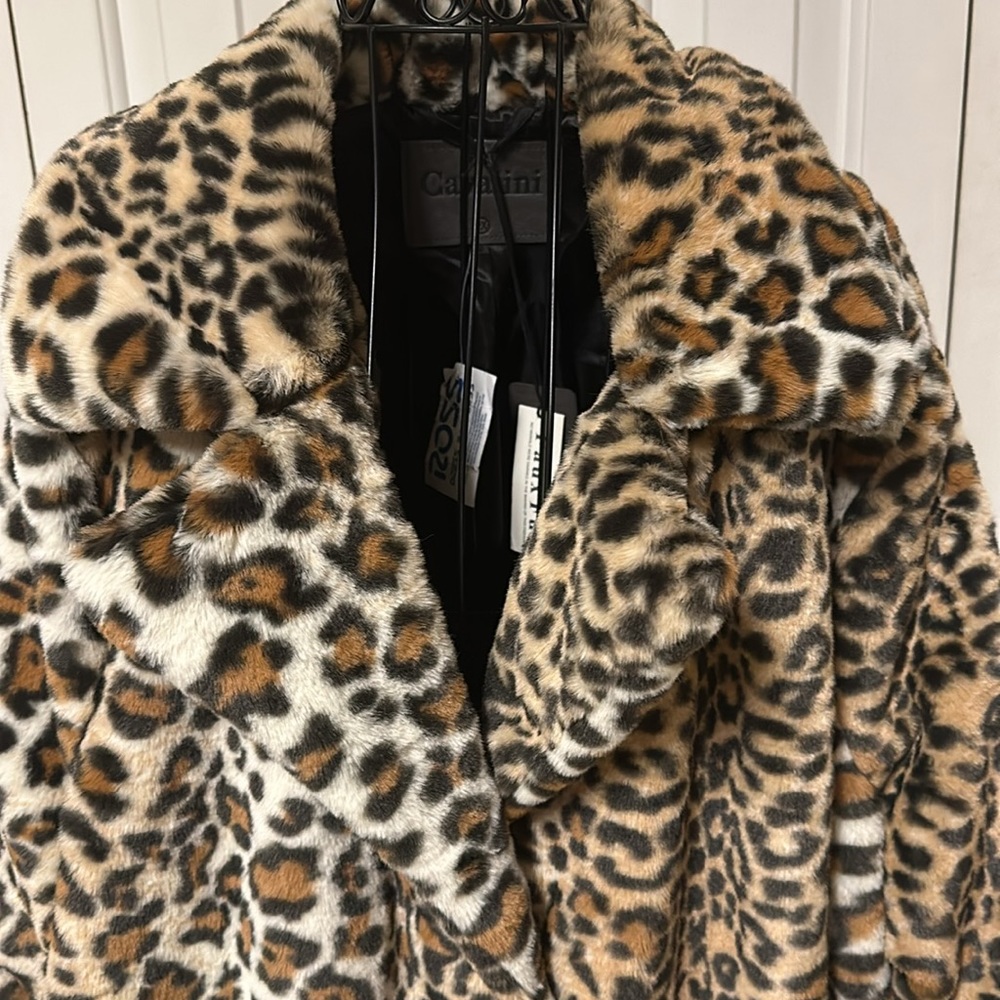 Cavalini Faux Fur Size 2X women coat